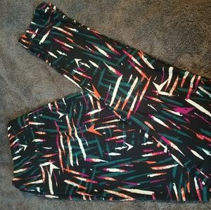 NEW Lula OS leggings